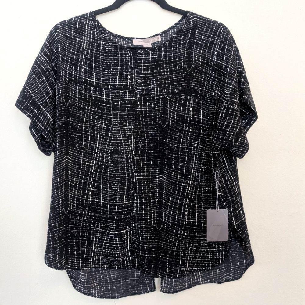 Forever 21 Contemporary Blouse Top Women's Black White Size Small